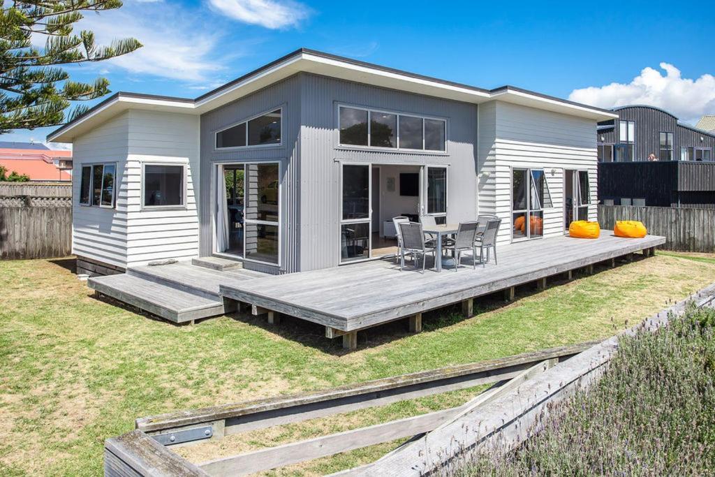 Beach Retreat - Ohope Holiday Home المظهر الخارجي الصورة